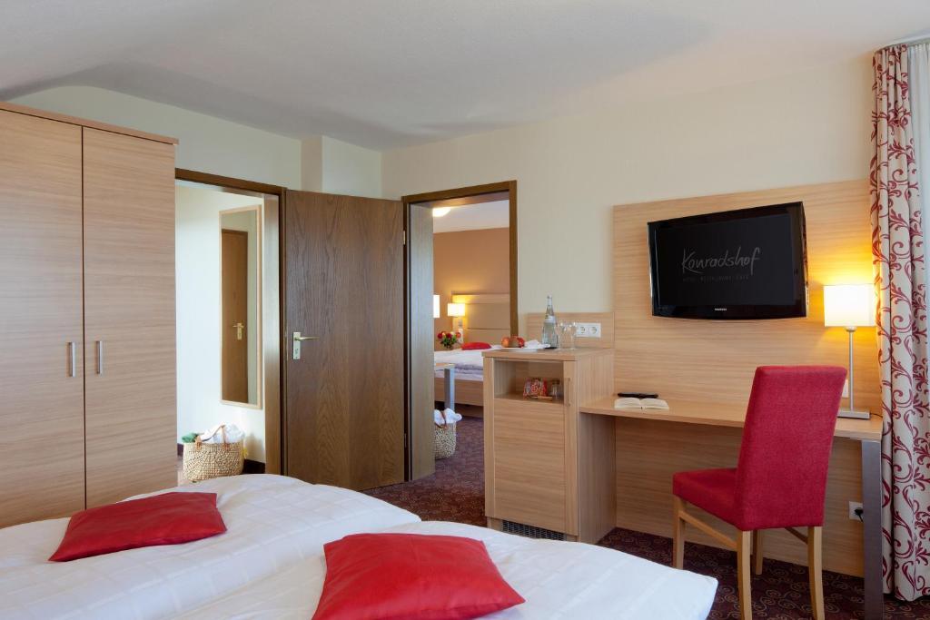 Hotel Konradshof Seewald Bagian luar foto